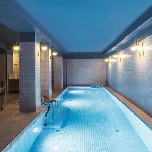 Du Rond-point Des Champs-elysees - Esprit De France Hotel Paris